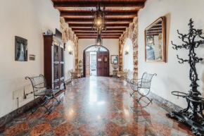 Dimora degli Scalzi Palermo